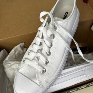 Converse Chuck Taylor Tennis Shoes